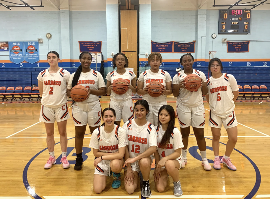 Girls Varsity Basketball Team Kicks Off Season with a Spectacular Win