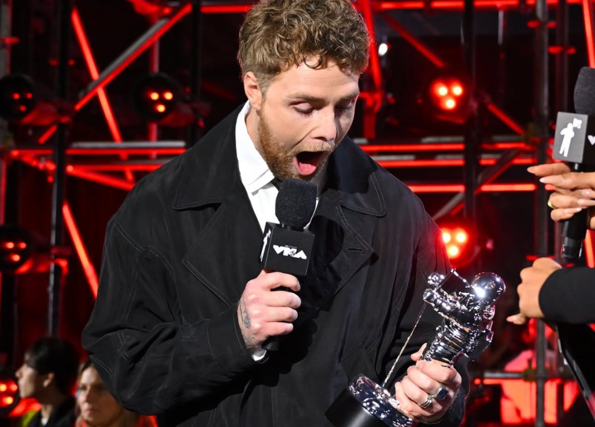 While Warren was surprised at his award win, many music fans were unhappy with the results. Photo via Instagram @AlexWarren.