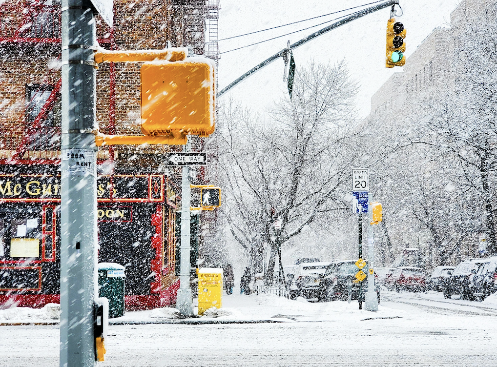 As temperatures across New York drop to single digits, it becomes a question of safety. Photo by Oscar Portan via Pexels. 